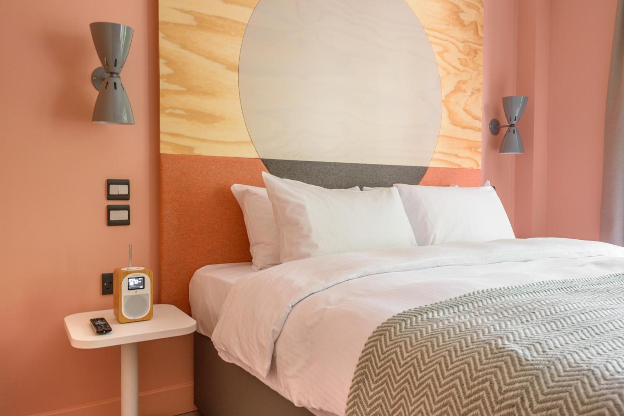 Room2 Southampton Hometel Екстер'єр фото